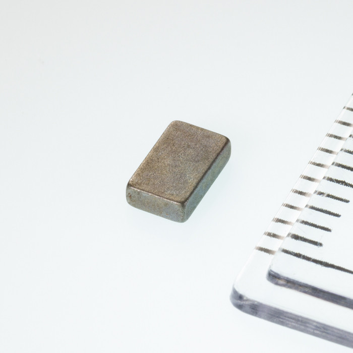 Neodym-Quadermagnet 5x3x1,3 P 180 °C, VMM5UH-N35UH