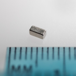 Neodymium magnet 1,4x1,4x3...