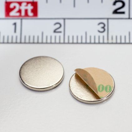 Set aus zwei selbstklebenden Neodym-Magneten mit 10 mm Durchmesser und 1 mm Höhe
